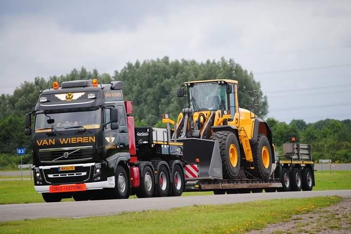 Transporte de Maquinaria para Minería y Construcción